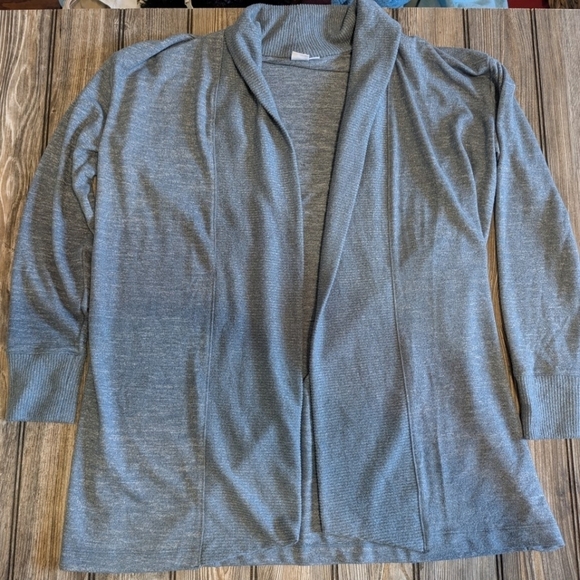 Gap size medium cardigan in Smokey blue no buttons in excellent condition - Picture 1 of 10